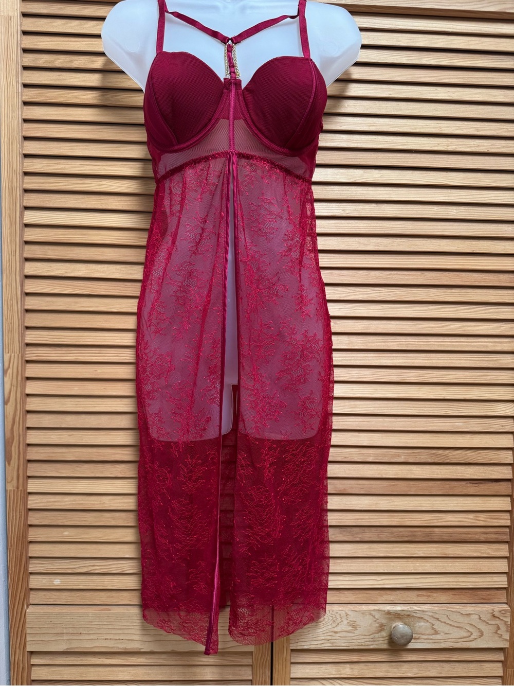 Victoria’s Secret “Roman Goddess” Red Lace Underwire Chemise Nightgown Size 36C